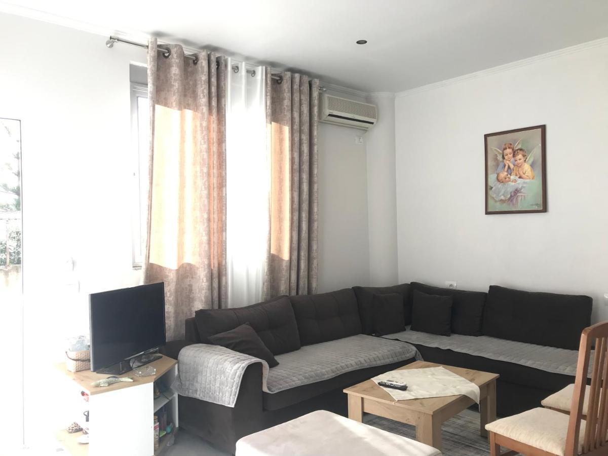 Vila Floban & Mirdar Koshi Sarandë 외부 사진