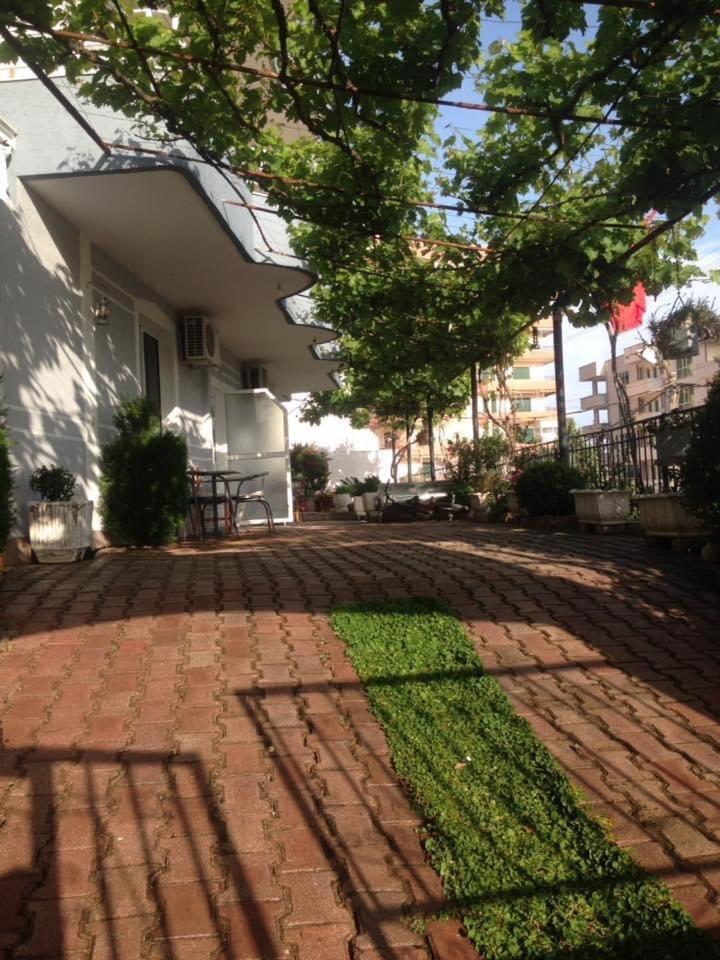 Vila Floban & Mirdar Koshi Sarandë 외부 사진
