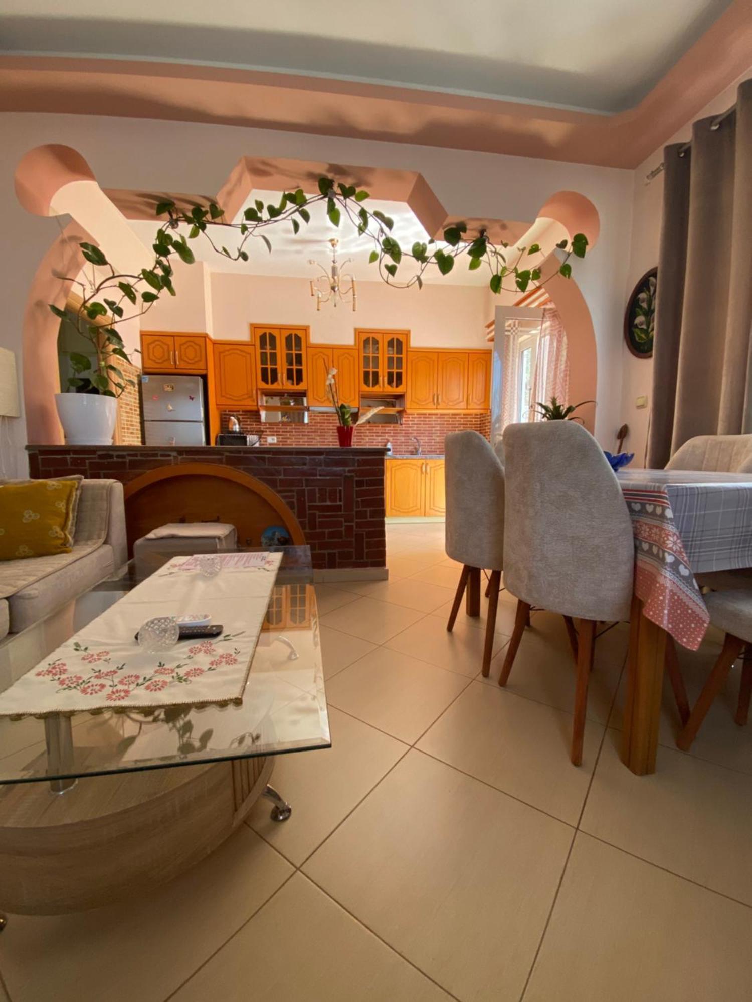 Vila Floban & Mirdar Koshi Sarandë 외부 사진