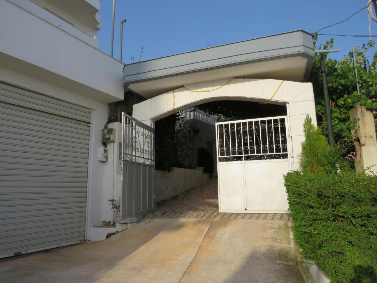 Vila Floban & Mirdar Koshi Sarandë 외부 사진