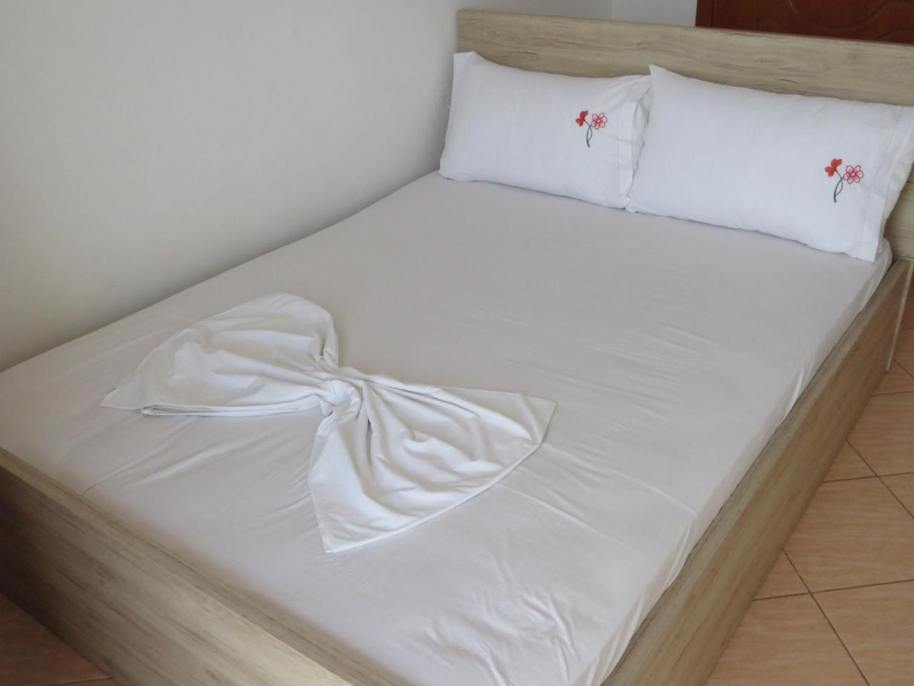 Vila Floban & Mirdar Koshi Sarandë 외부 사진