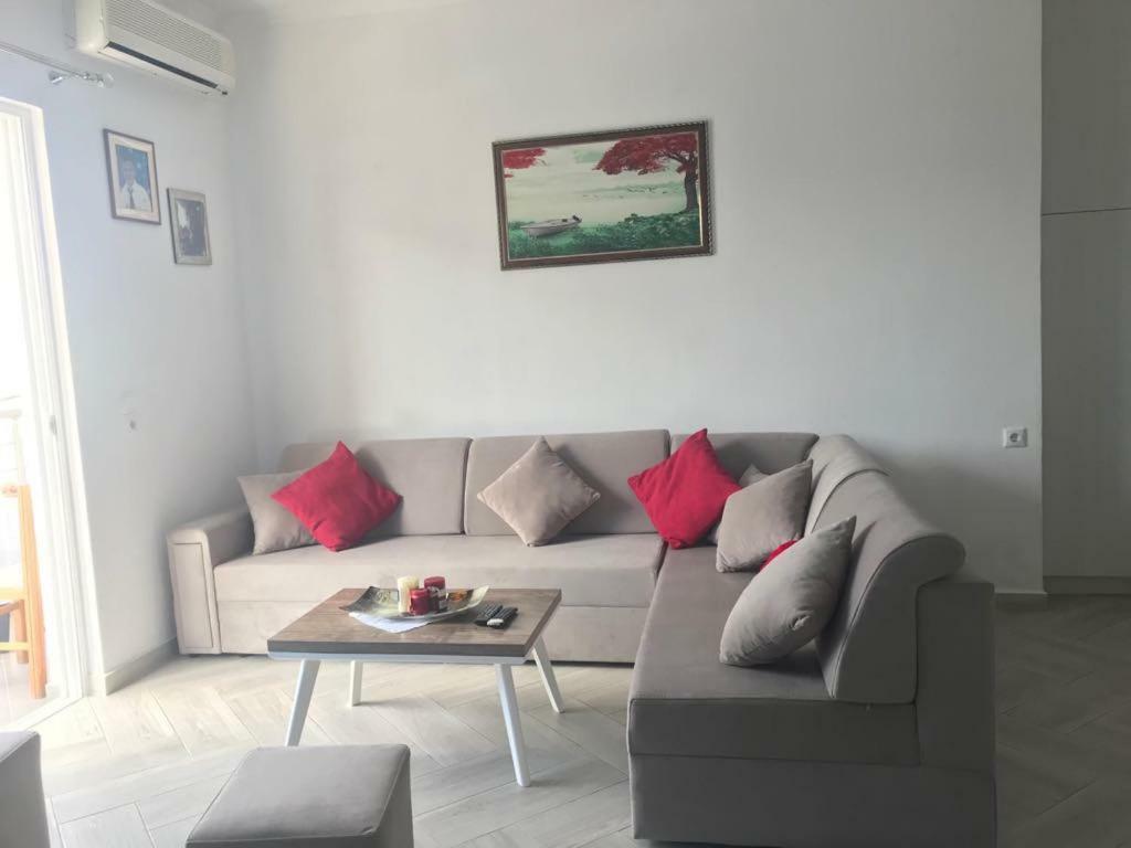 Vila Floban & Mirdar Koshi Sarandë 외부 사진